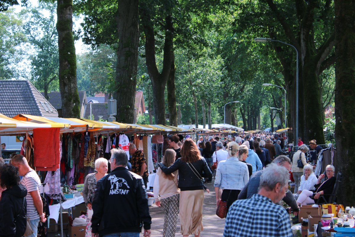 Huurkaam.nl-vlomarkt-Gasselte02.jpg